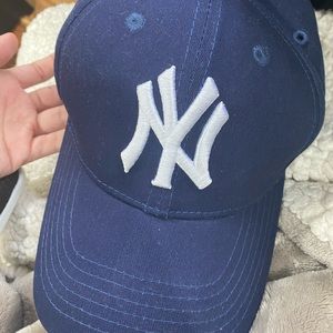 MLB BASEBALL CAP